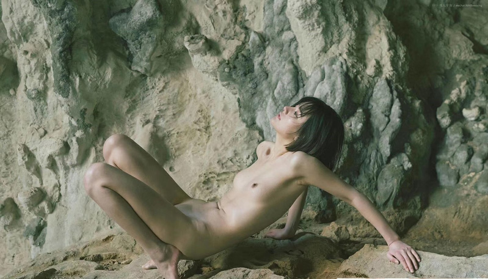 名模阿朱大尺度私拍套读 - 人体摄影